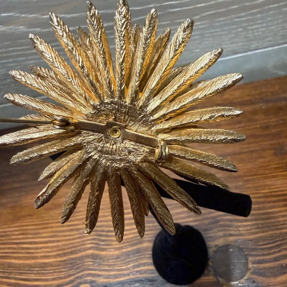 N/A vintage gold